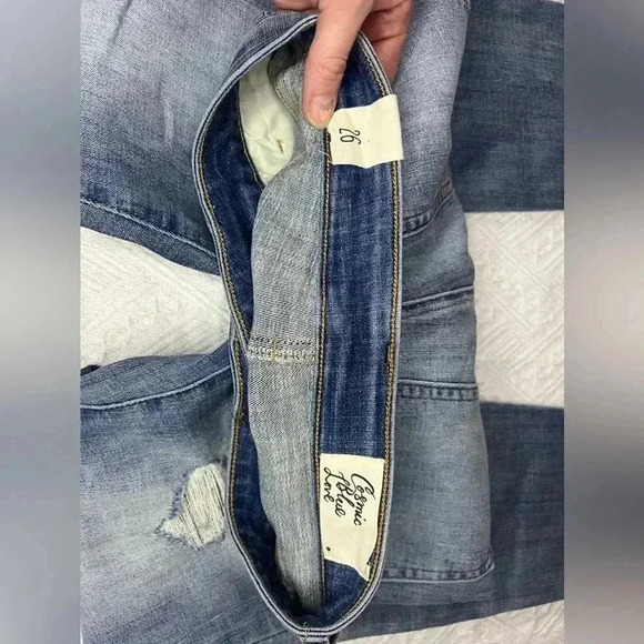 COSMIC BLUE LOVE Distressed Skinny Jeans BNWT size 26 - Picture 3 of 8